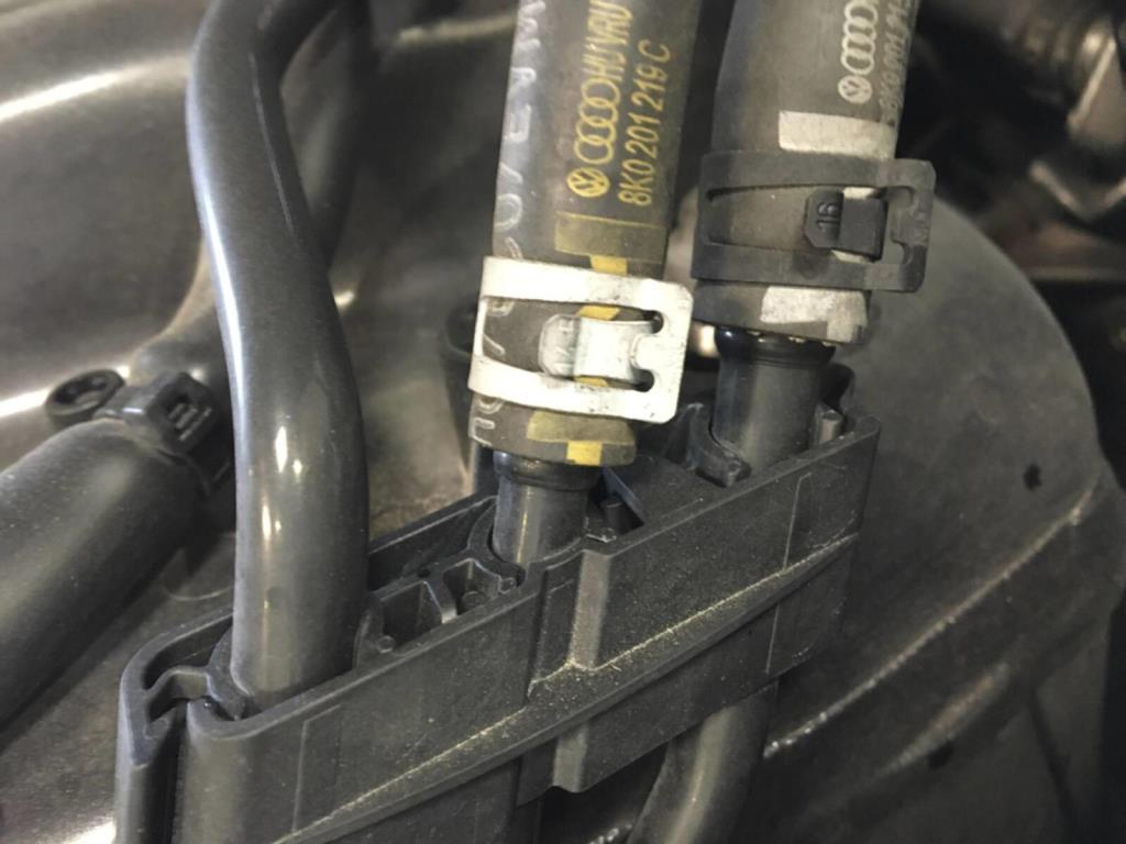 Pince pour tuyaux de carburant CLAS ref. OM 9414